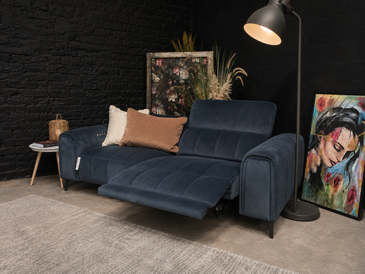Dfs Torren 3 Seater Power Plus Recliner With Headrests & Storage