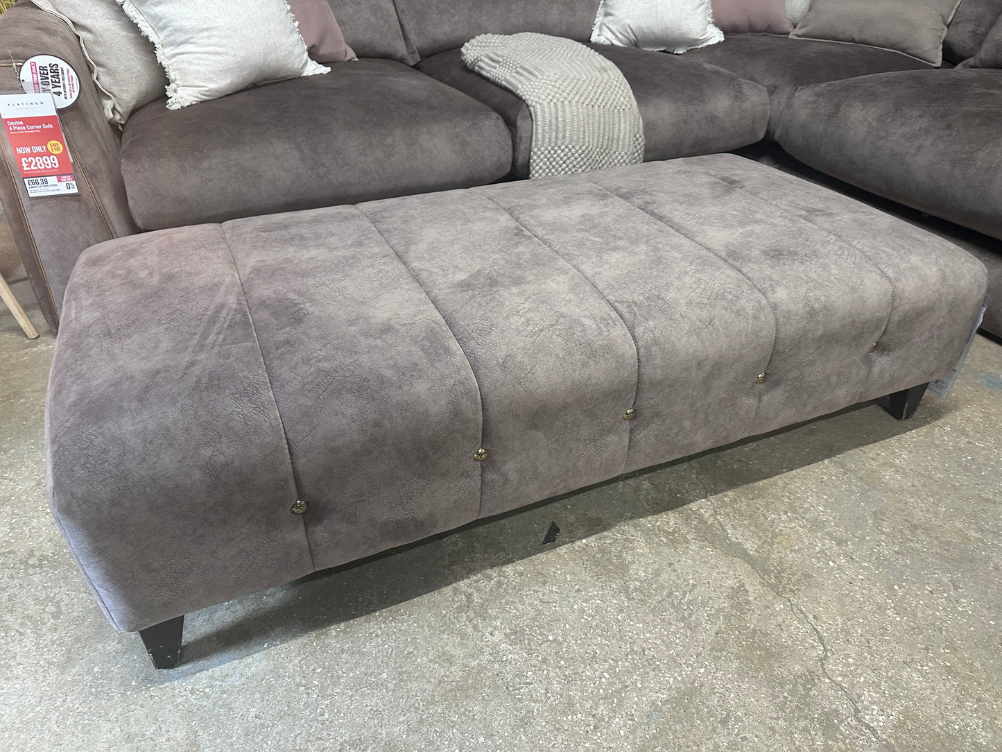 DFS Devine
Left Hand Facing Arm 4 Piece Open End Corner - NEW
