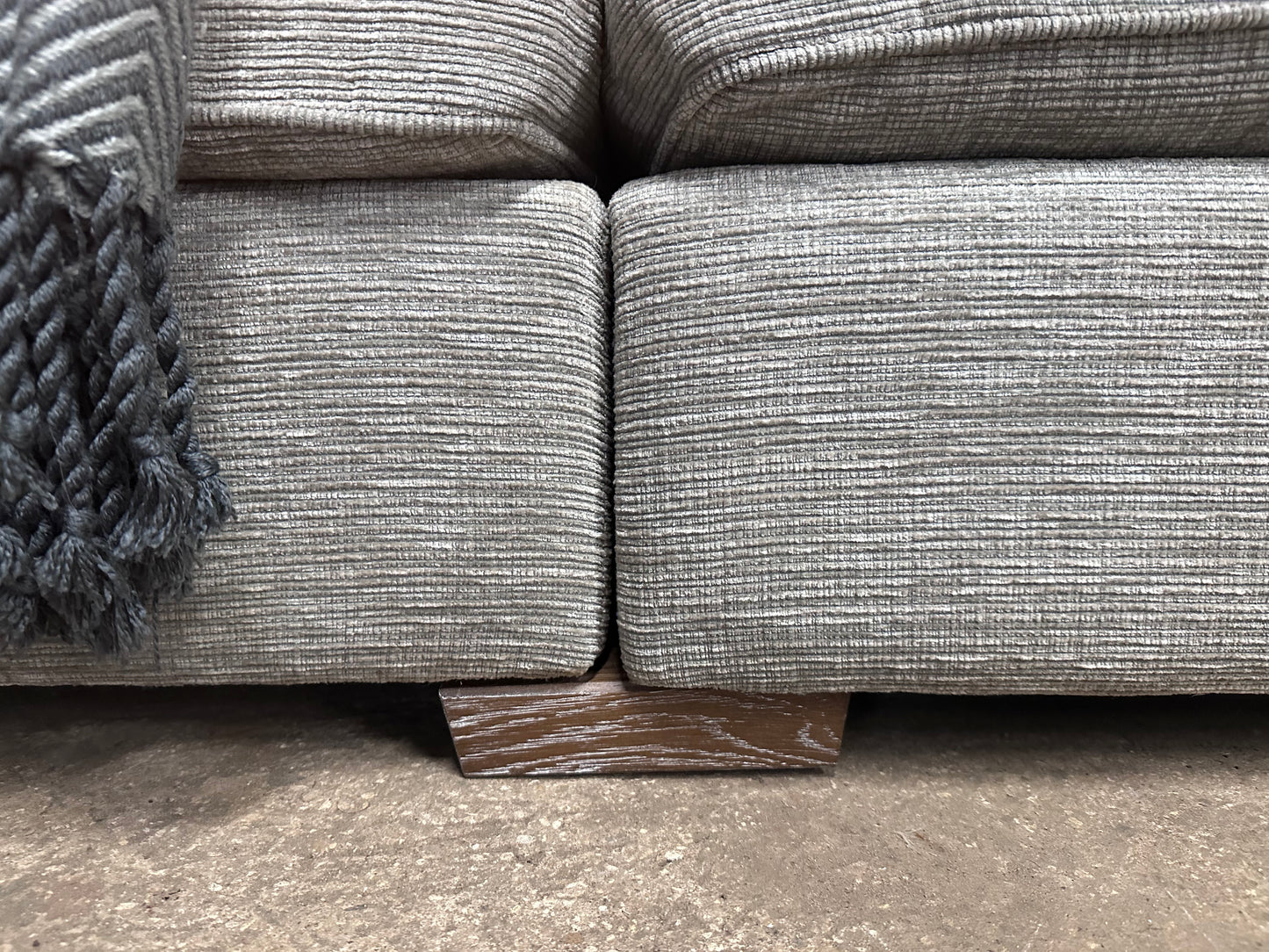 Barker and Stonehouse Split 4 Seater and 2 Seater Sofa Set