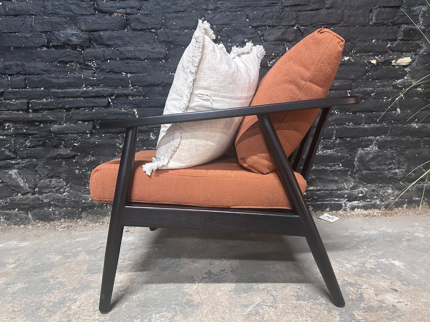 RIVET OCCASIONAL CHAIR, Cinnamon
