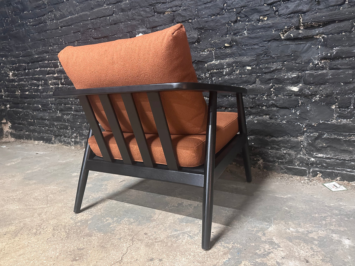 RIVET OCCASIONAL CHAIR, Cinnamon