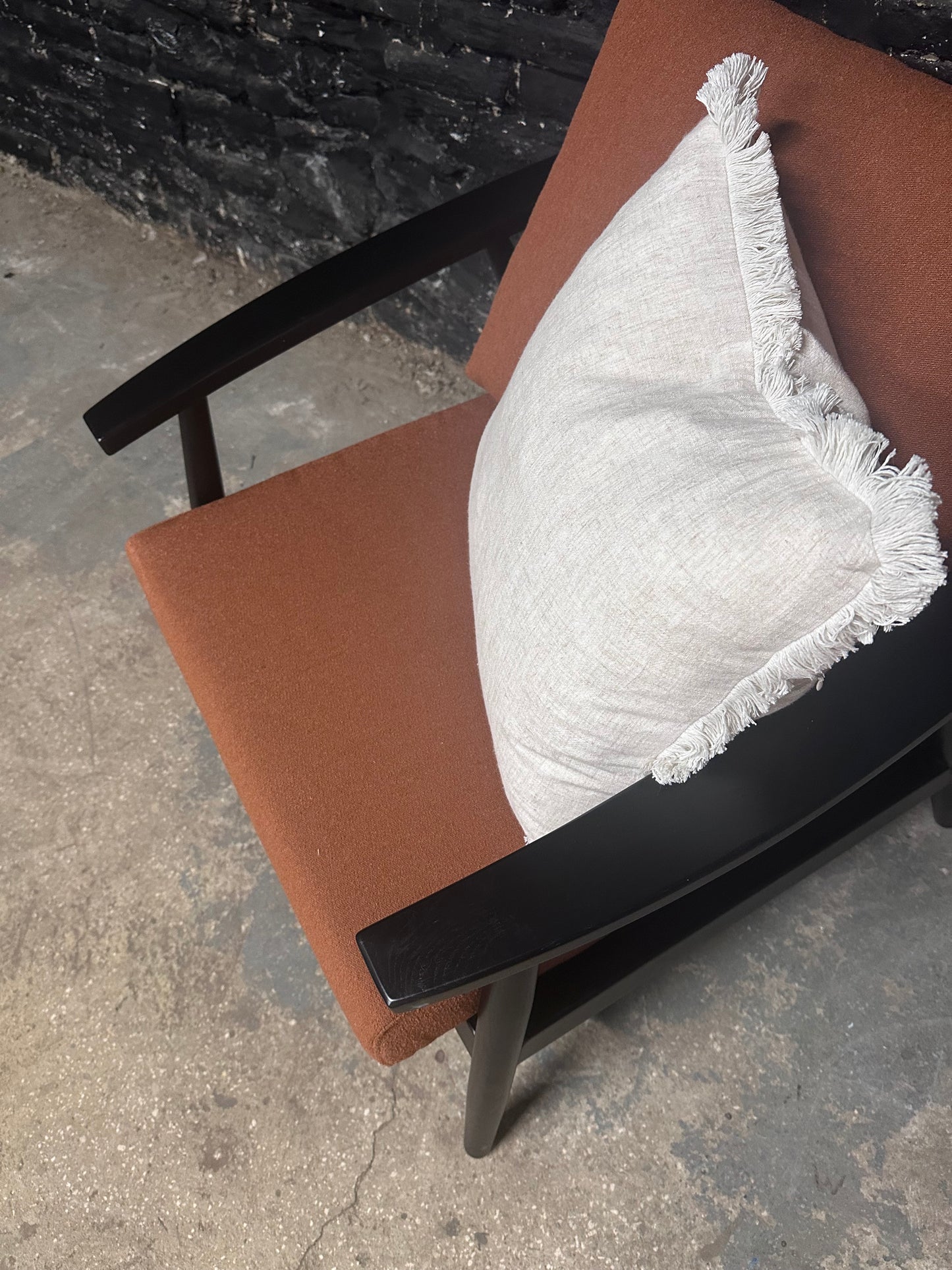 RIVET OCCASIONAL CHAIR, Cinnamon