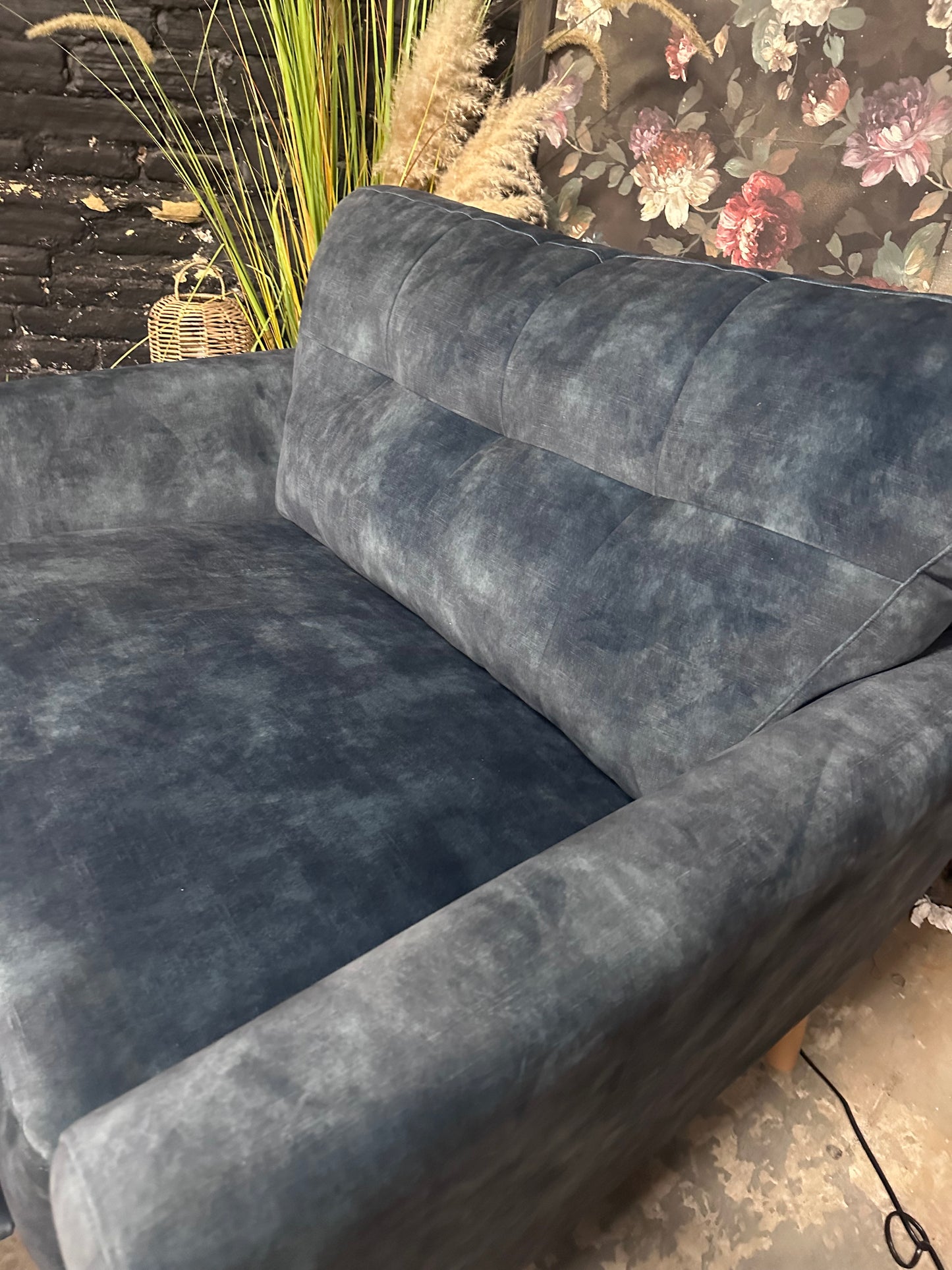 DFS New Motion Cuddler in Navy Blue