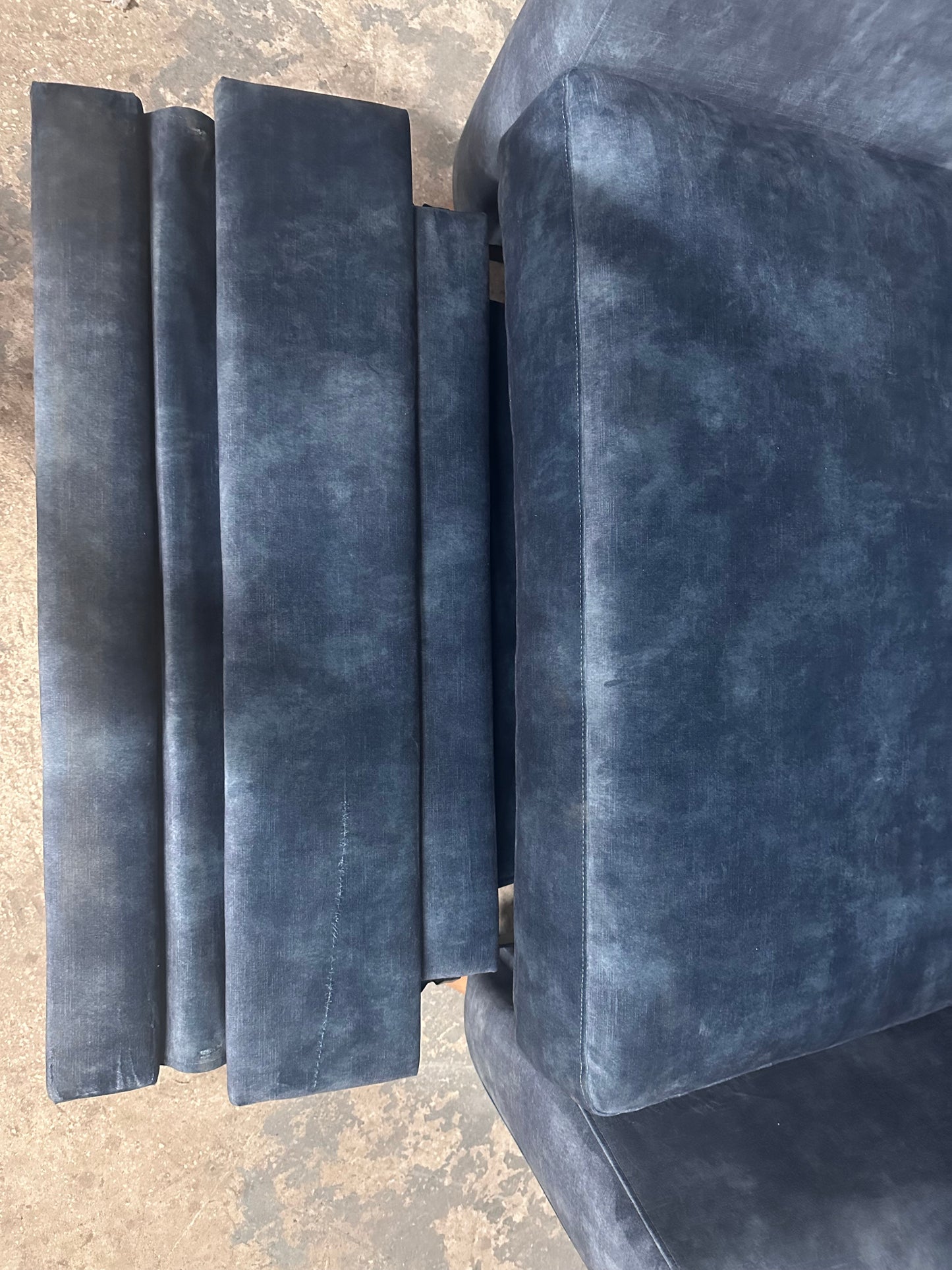 DFS New Motion Cuddler in Navy Blue