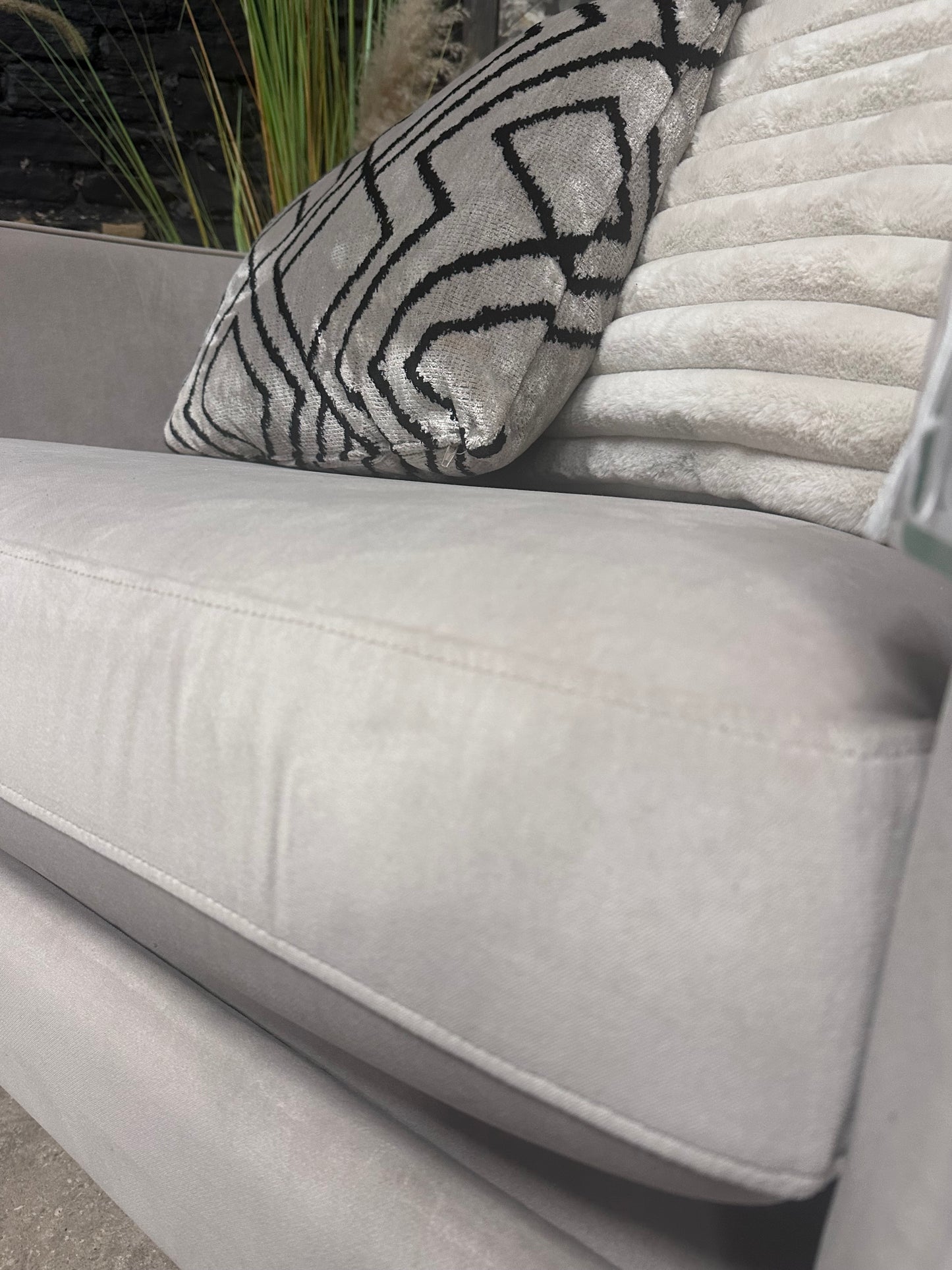 Sofology Power Recliner Love Seat