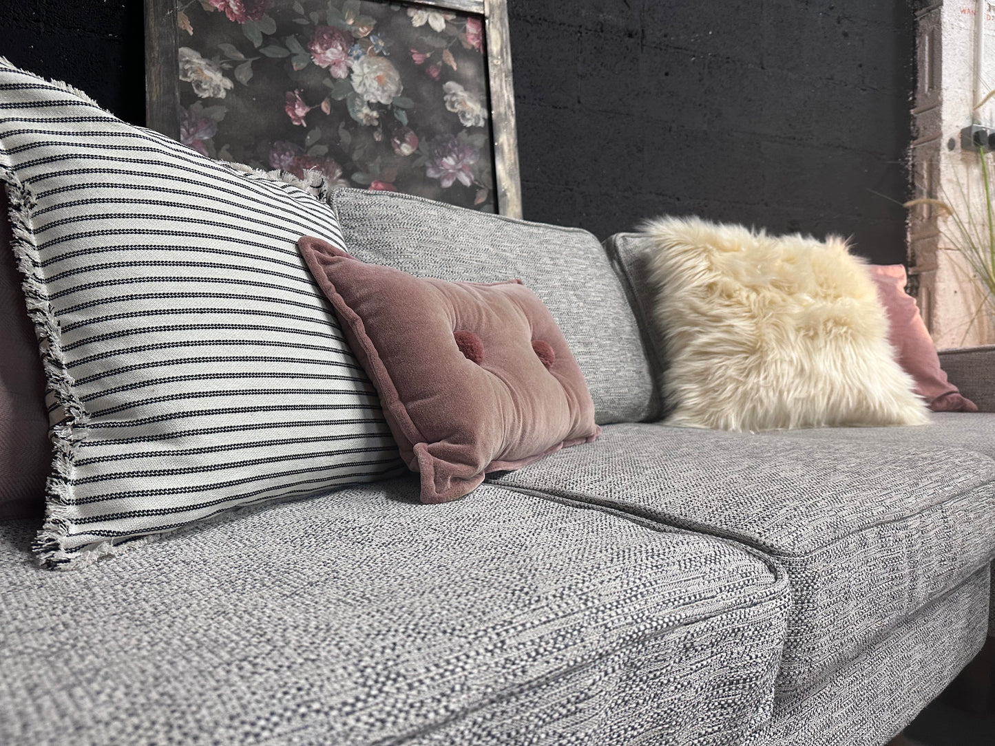 Very RHF Chaise Sofa - Grey