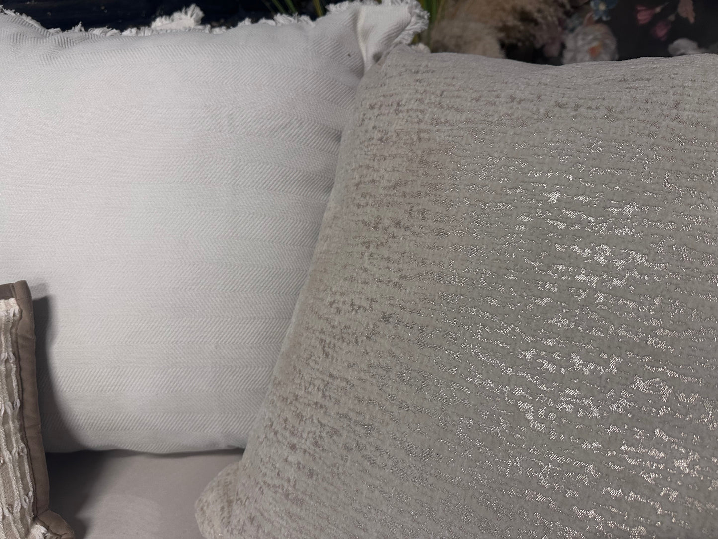 Sofology The Oscar in Super Matt Velvet Ecru