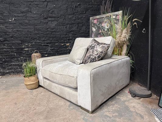 Sofology Cavelli Love Seat | Beige