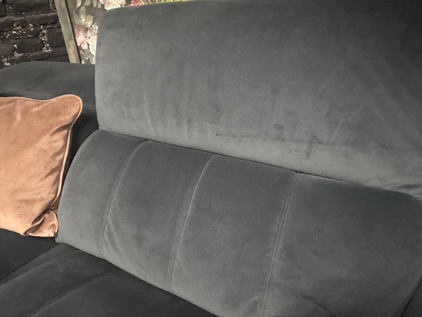Dfs Torren 3 Seater Power Plus Recliner With Headrests & Storage