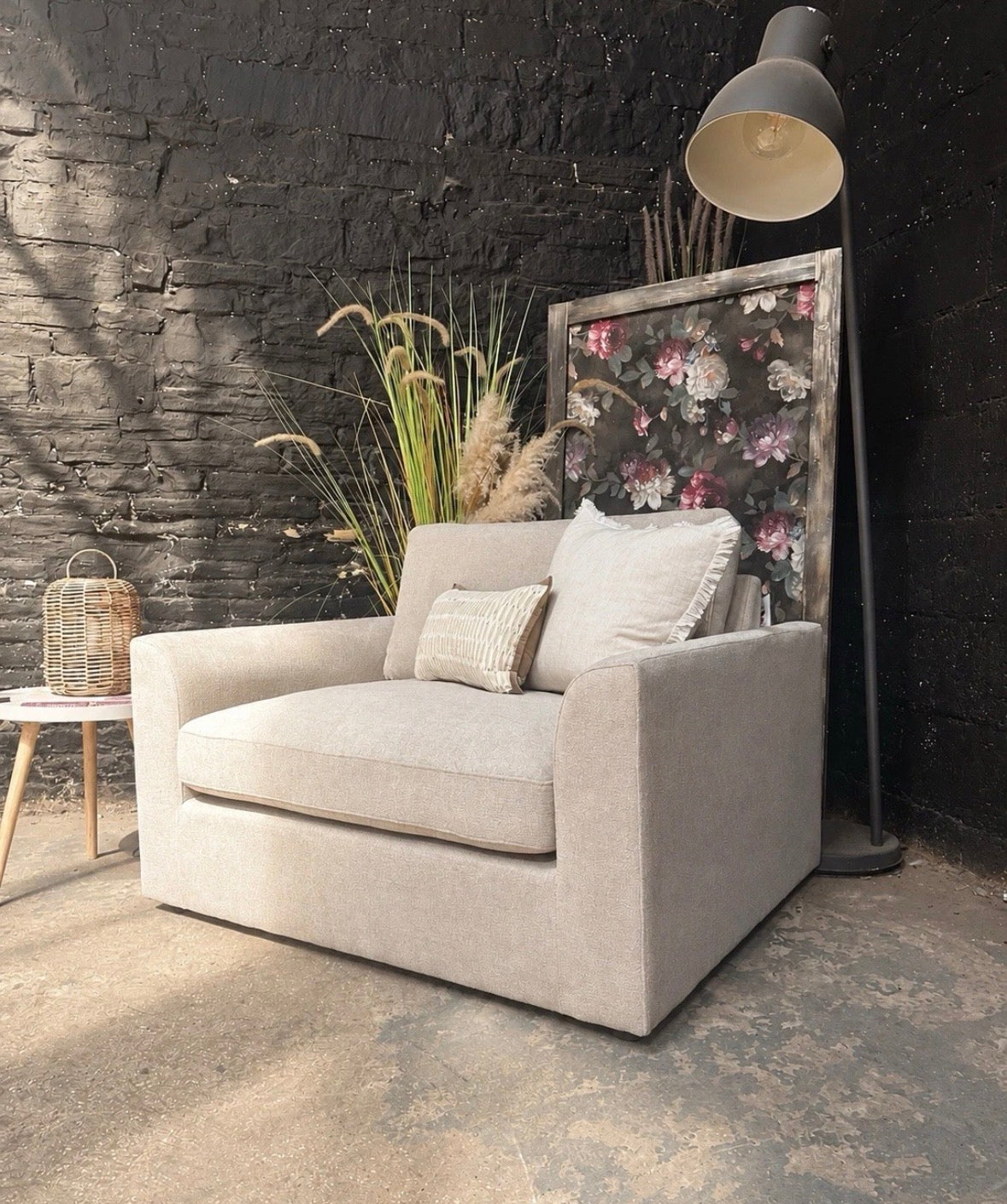 Miami Beige Love Seat