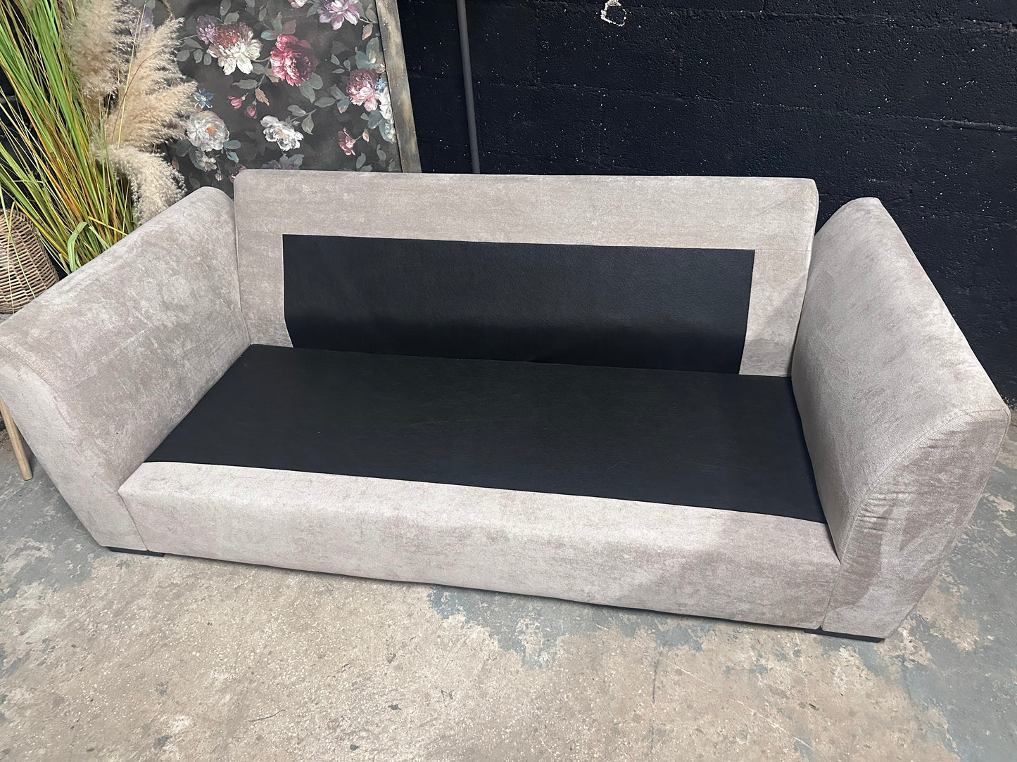 Very Havana 3 seater sofa in Mink